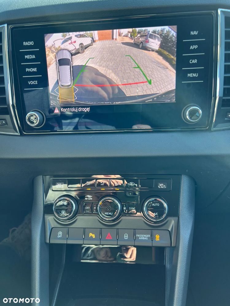 Volkswagen T-Roc 2.0 TDI SCR DSG Style - 37