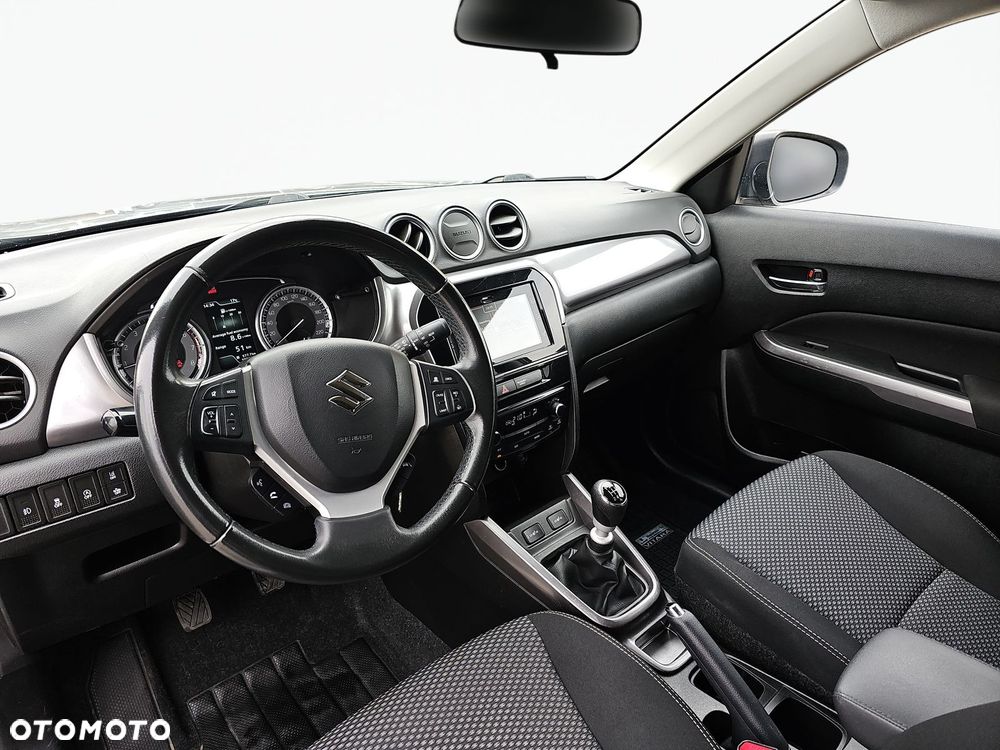 Suzuki Vitara 1.4 Boosterjet SHVS Premium 2WD - 10