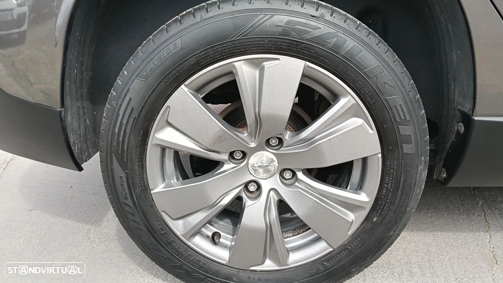 Peugeot 2008 - 9
