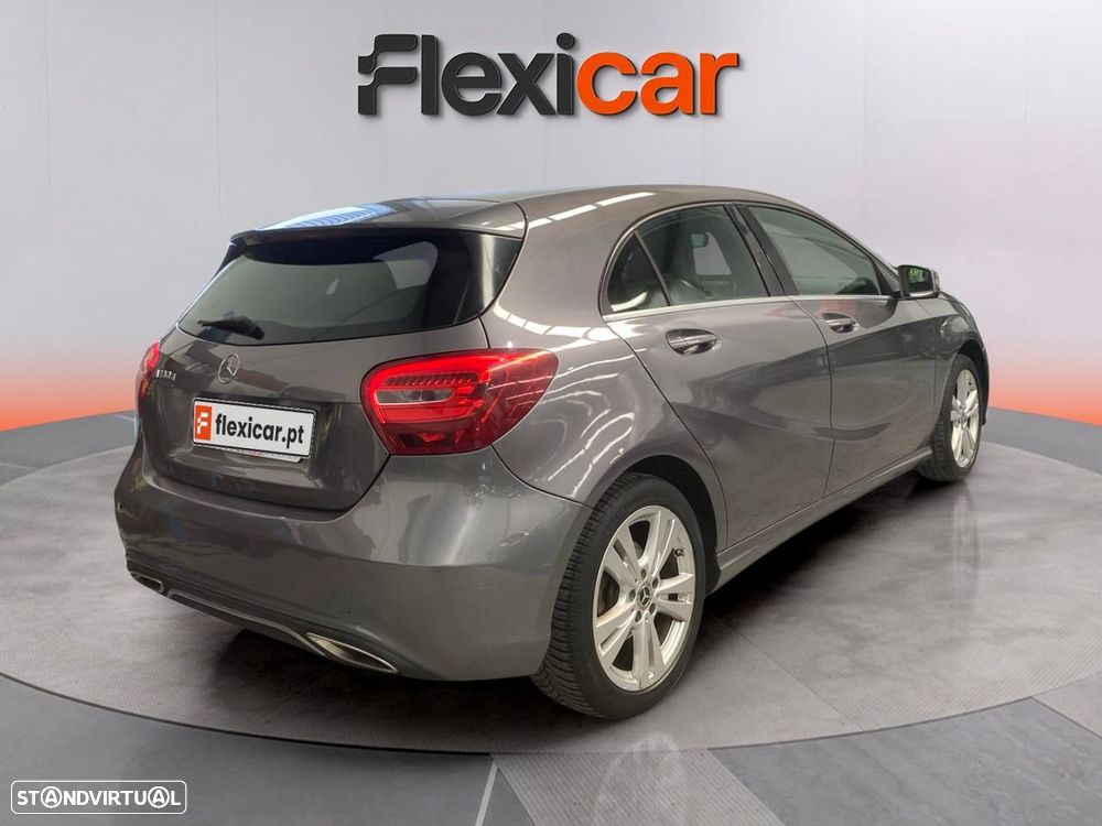 Mercedes-Benz A 180 - 6