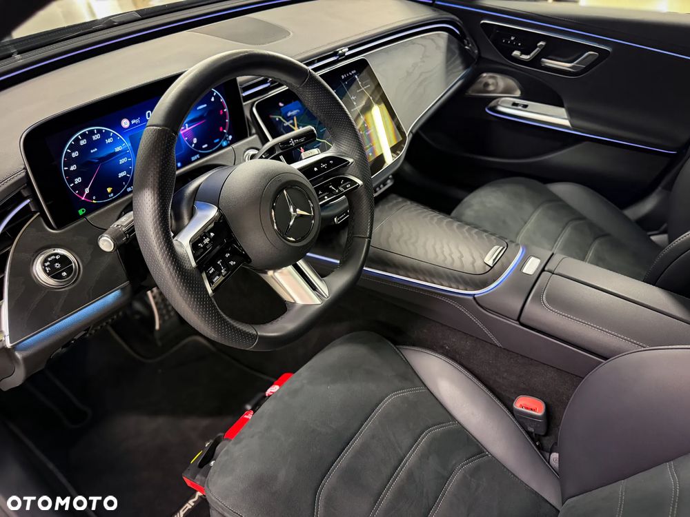 Mercedes-Benz Klasa E 220 d mHEV 4-Matic Exclusive 9G-Tronic - 16