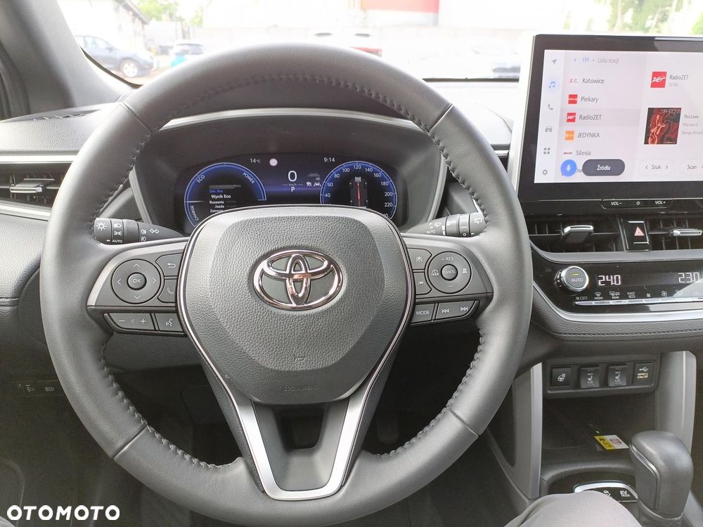 Toyota Corolla Cross 2.0 Hybrid Style AWD - 18