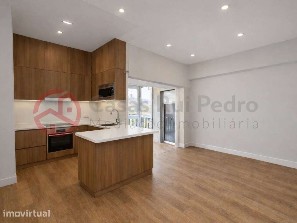 Apartamento T1 totalmente remodelado, na Costa da Caparica - Grande imagem: 2/18