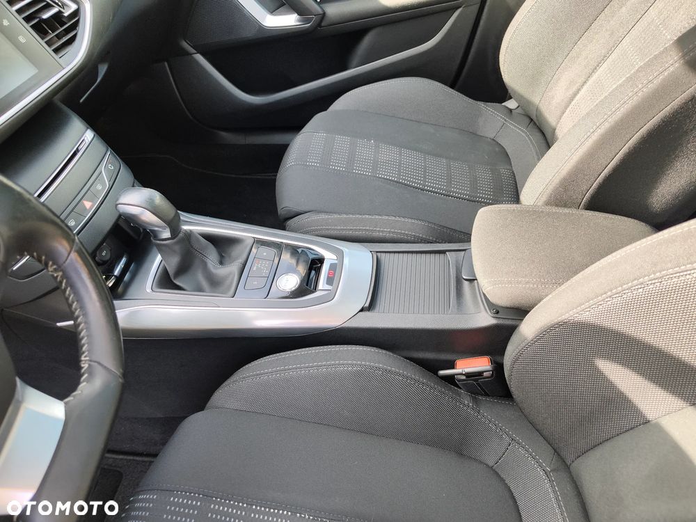 Peugeot 308 BlueHDi 150 Automatik Stop & Start Allure - 13