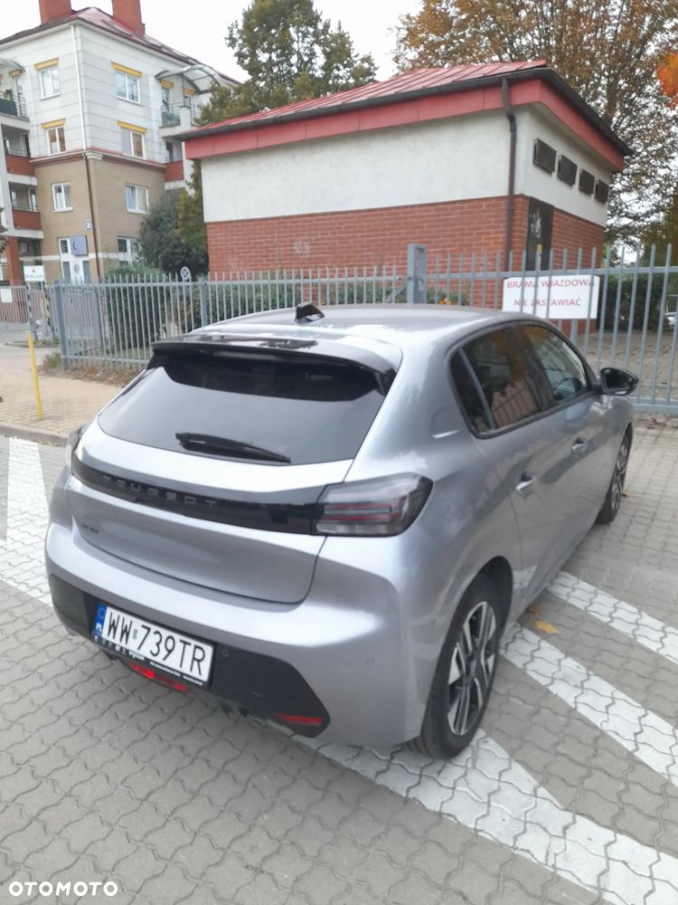 Peugeot 208 - 9