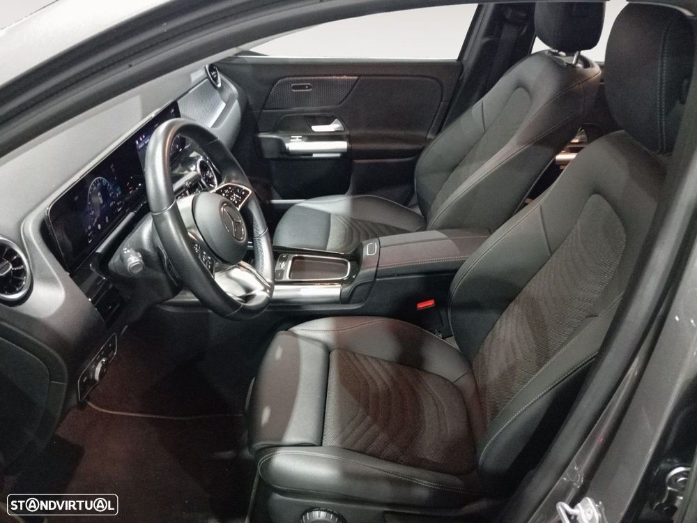 Mercedes-Benz GLA 250 - 9