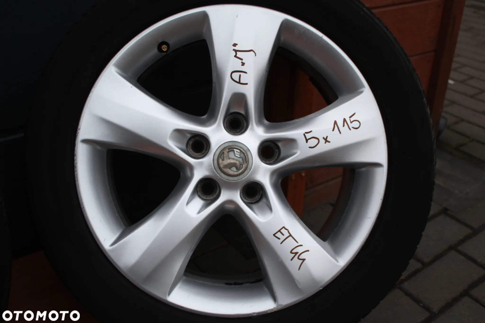 FELGI ALUMINIOWE KOŁA OPONY LETNIE OPEL ASTRA J K ZAFIRA C R17 5x115 ET44 - 4