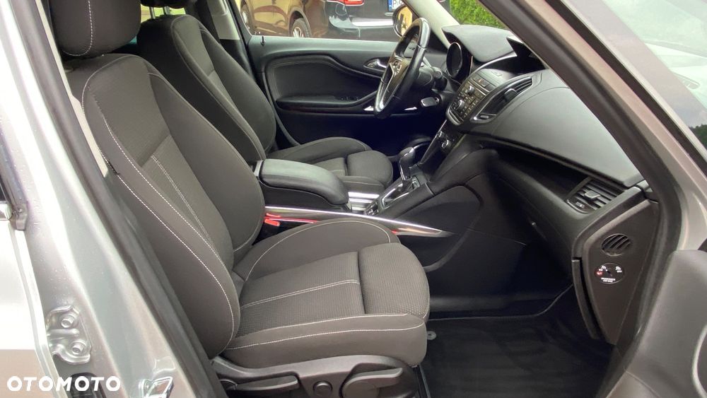 Opel Zafira - 14