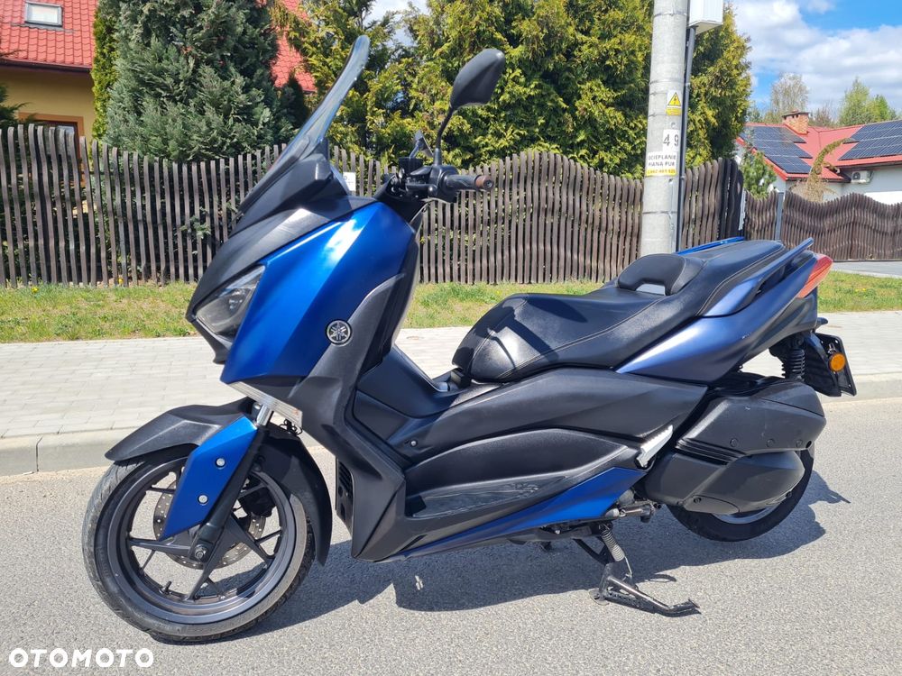 Yamaha X-max - 1