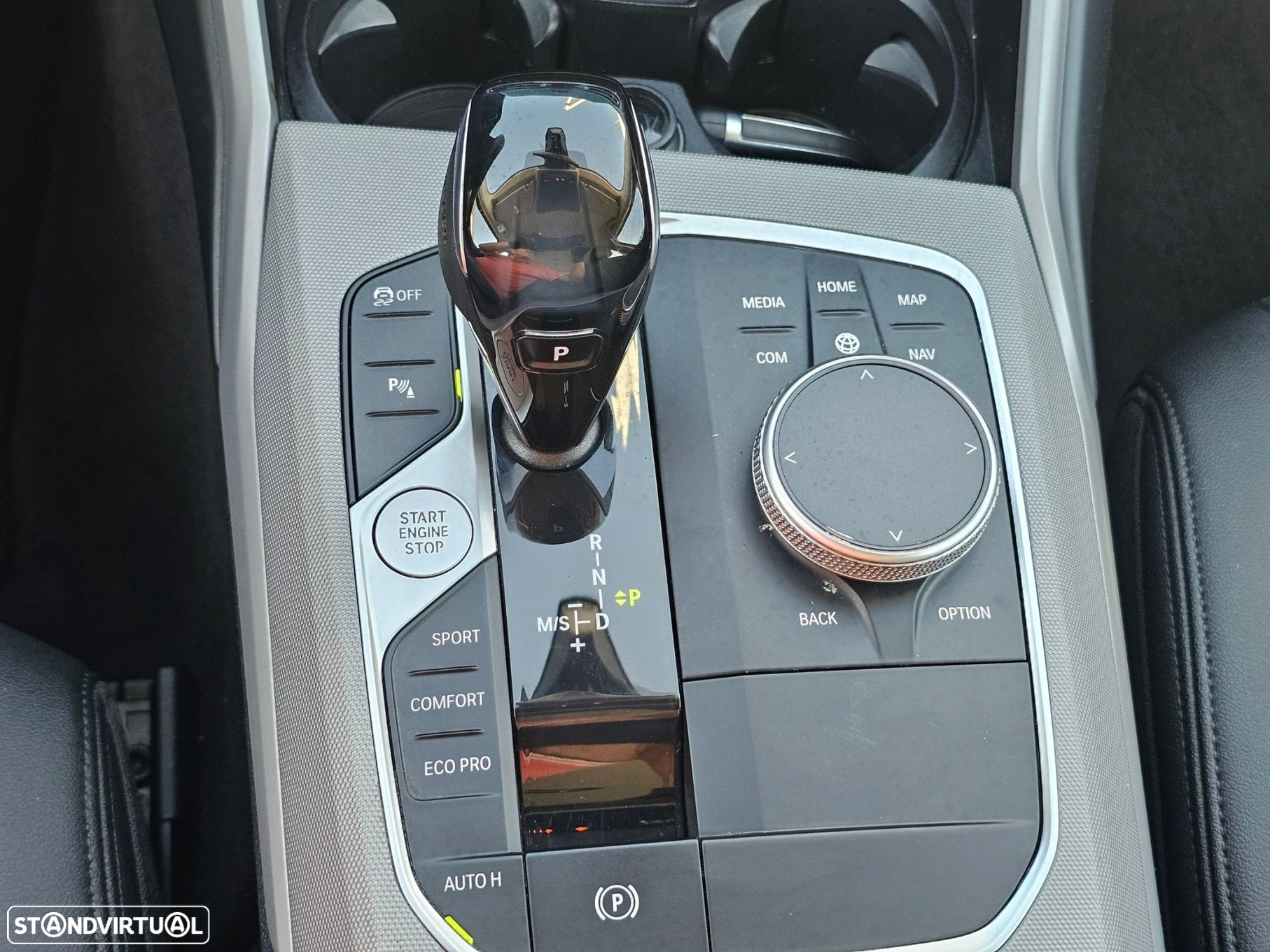 BMW 318 d Touring Auto - 28