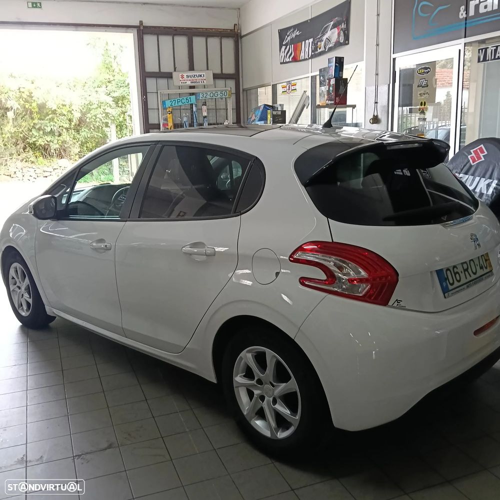 Peugeot 208 e-HDi 68 EGS5 Stop&Start Active - 7