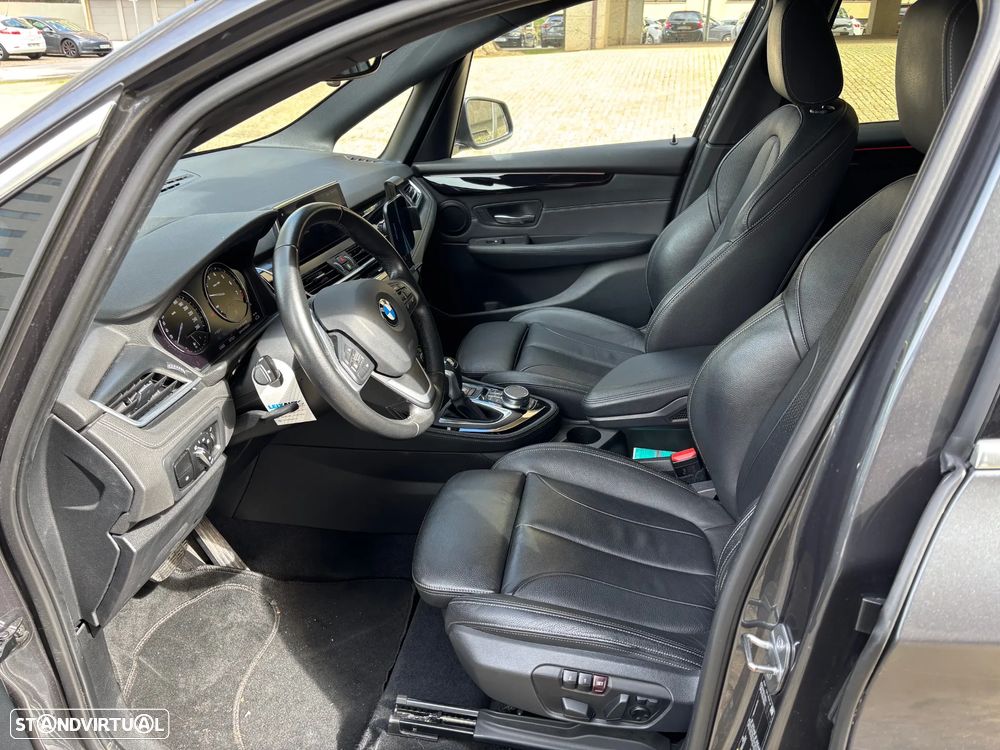 BMW 225xe Active Tourer - 17