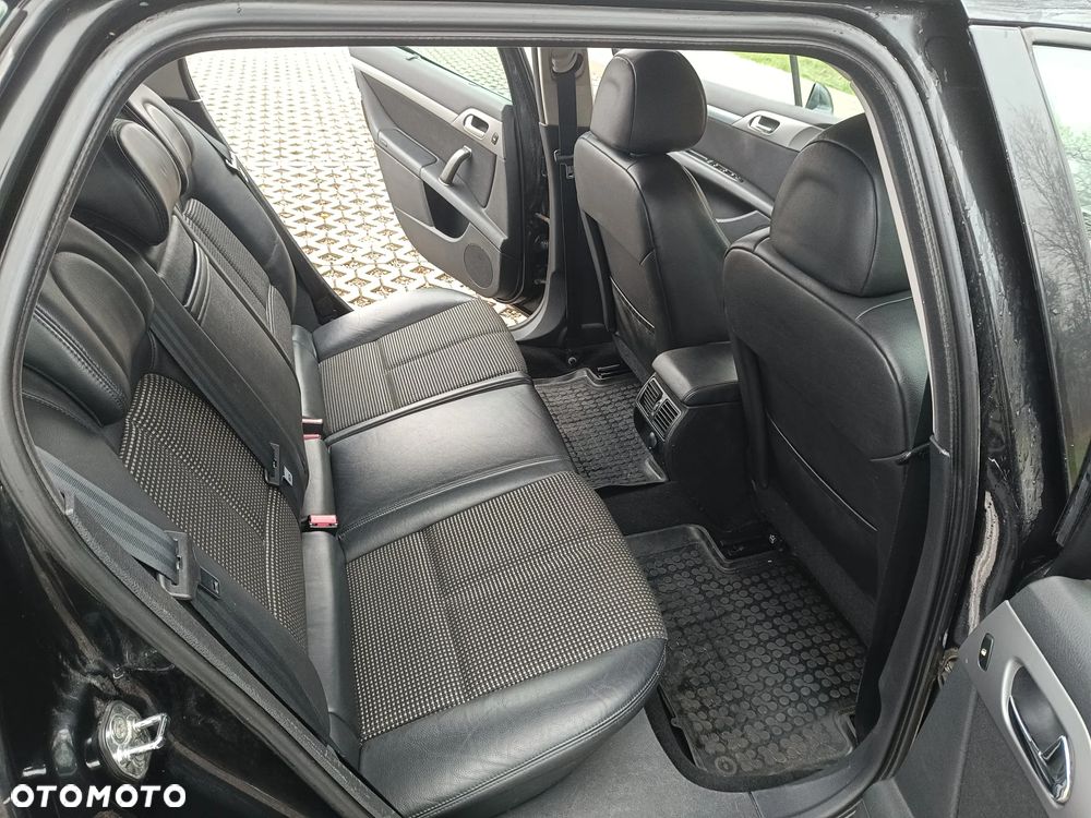 Peugeot 407 HDi 135 - 13