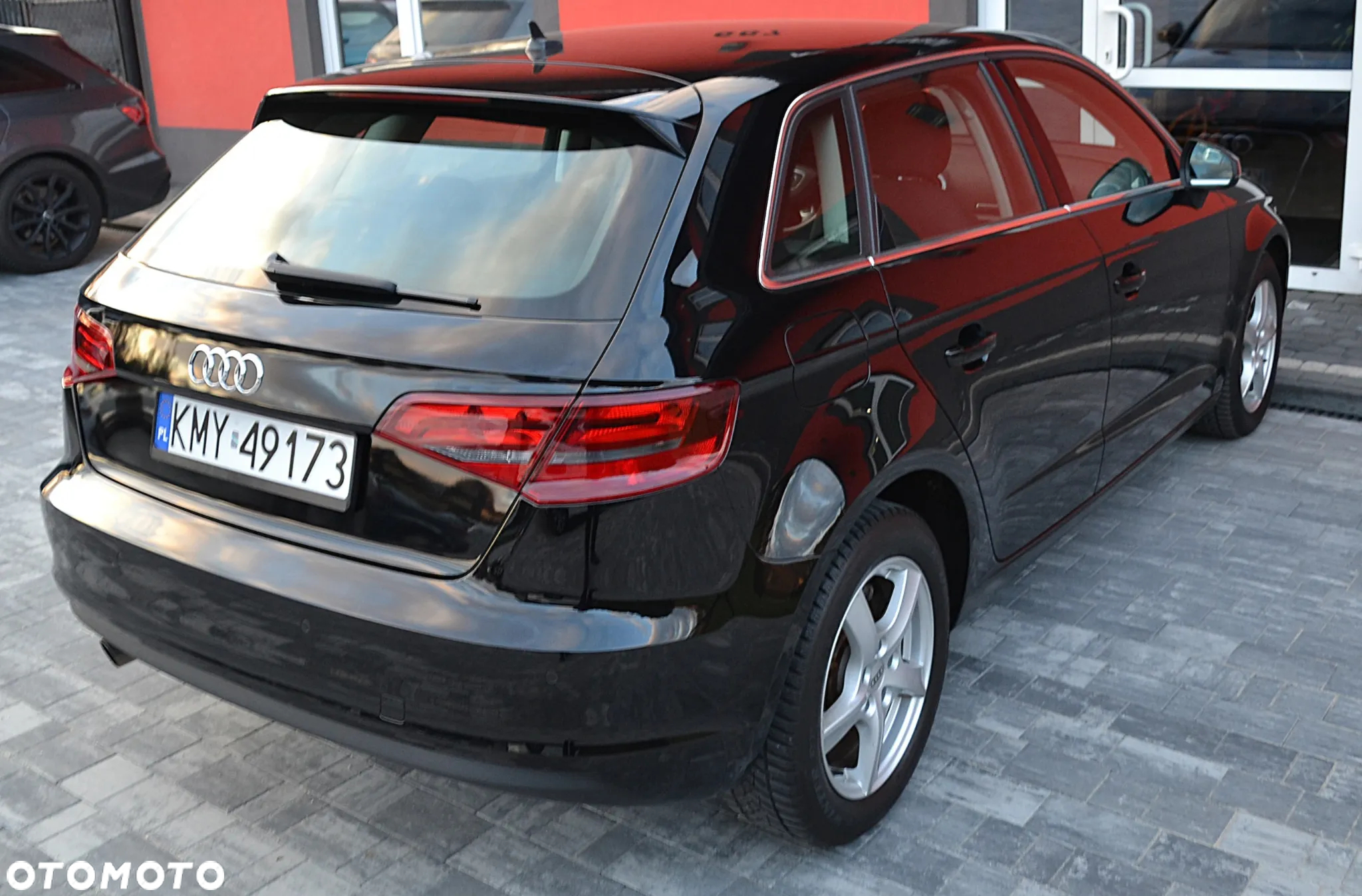 Audi A3 1.6 TDI Sportback (clean diesel) Attraction - 3