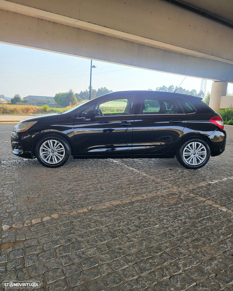 Citroën C4 VTi 120 Exclusive - 3