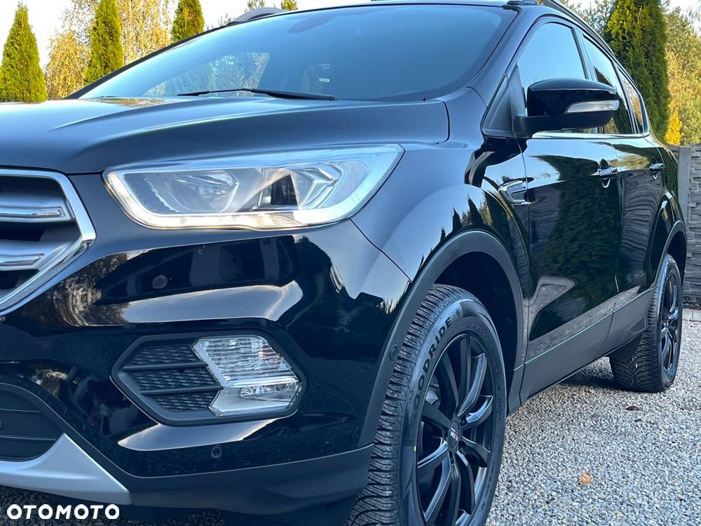 Ford Kuga 1.5 EcoBoost 2x4 Titanium - 14