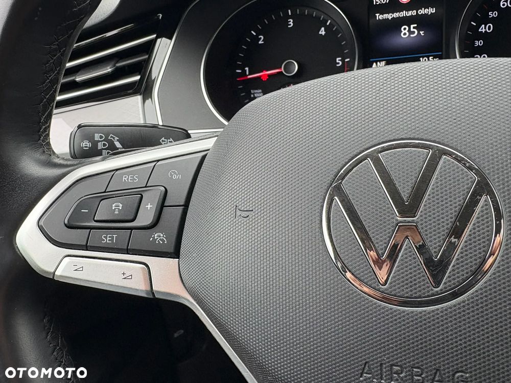 Volkswagen Passat Variant 2.0 TDI SCR DSG Conceptline - 30