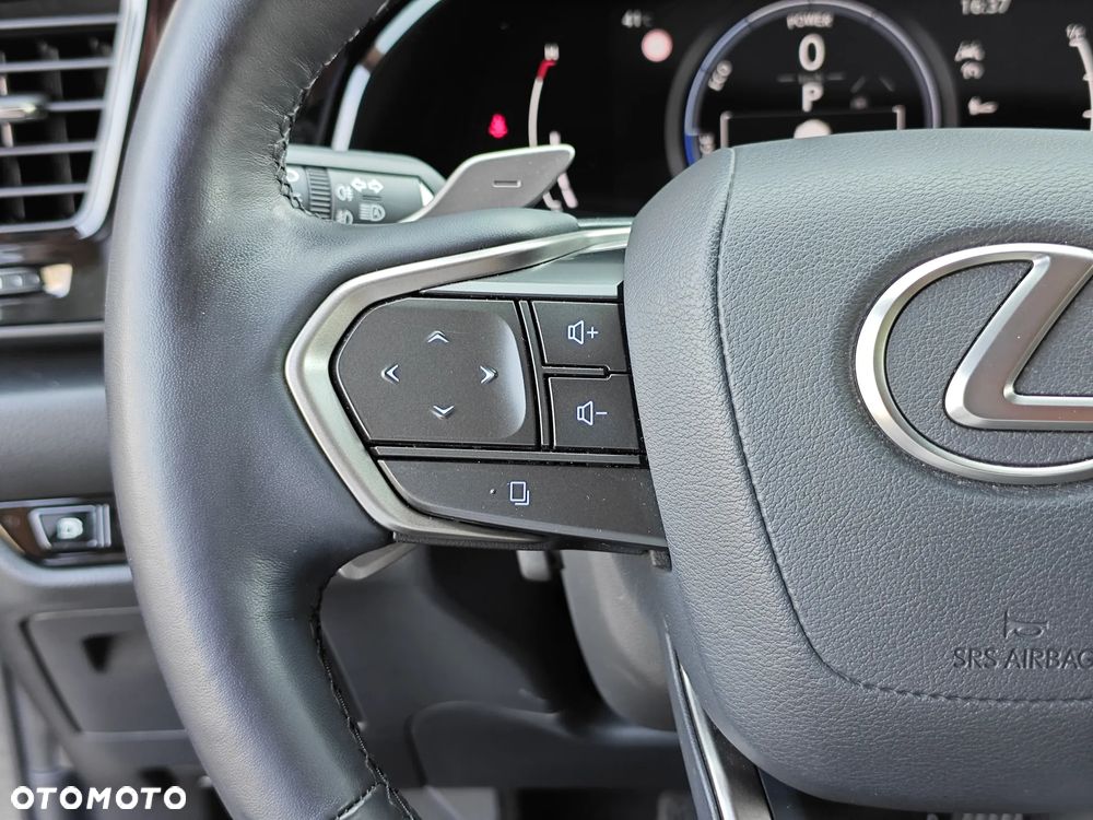 Lexus NX 350h Omotenashi AWD - 29
