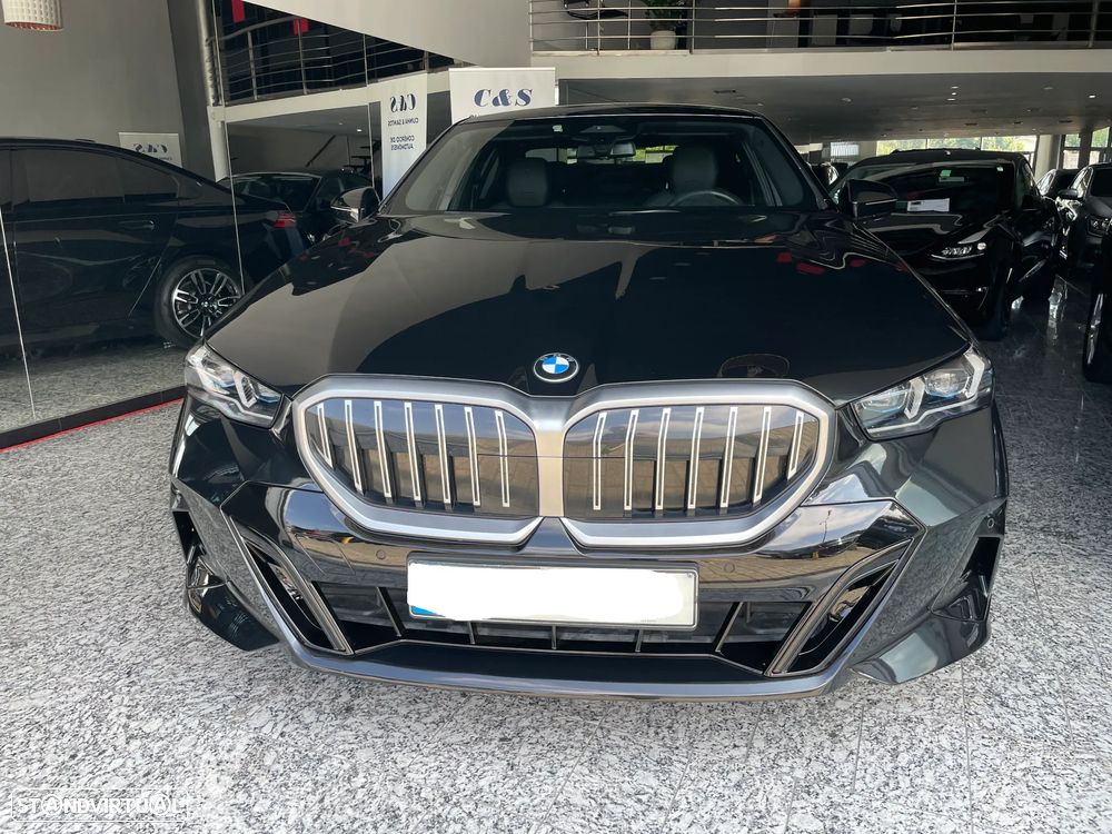 BMW 520 d Pack Desportivo M - 2
