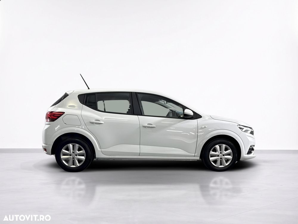 Dacia Sandero - 7