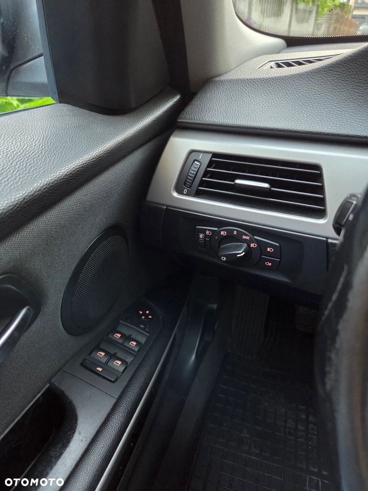 BMW Seria 3 - 11