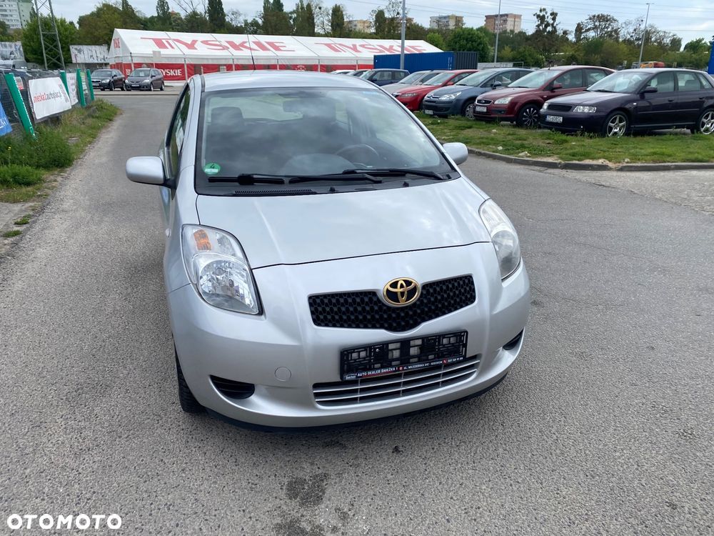 Toyota Yaris - 6