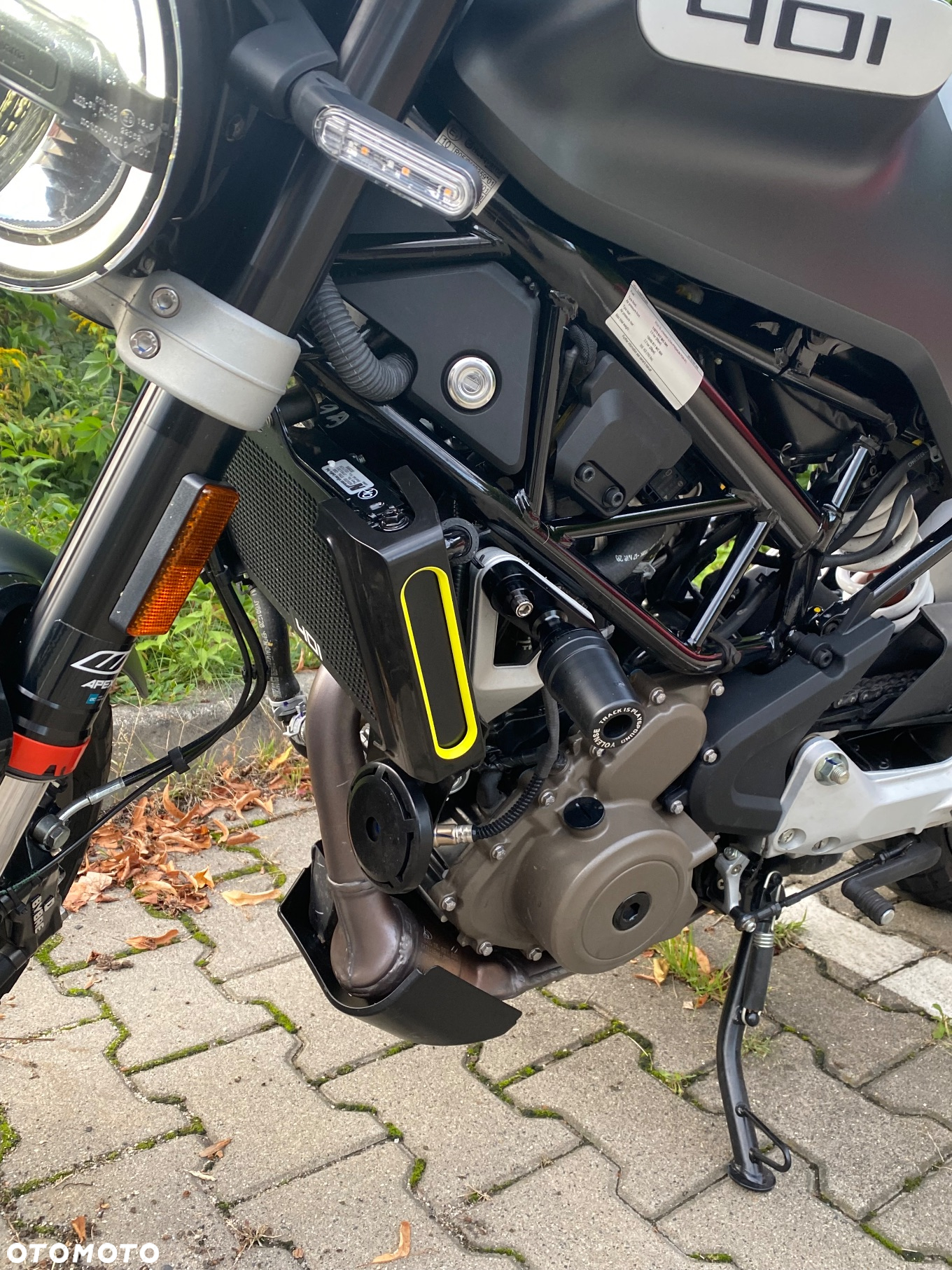 Husqvarna Svartpilen - 10