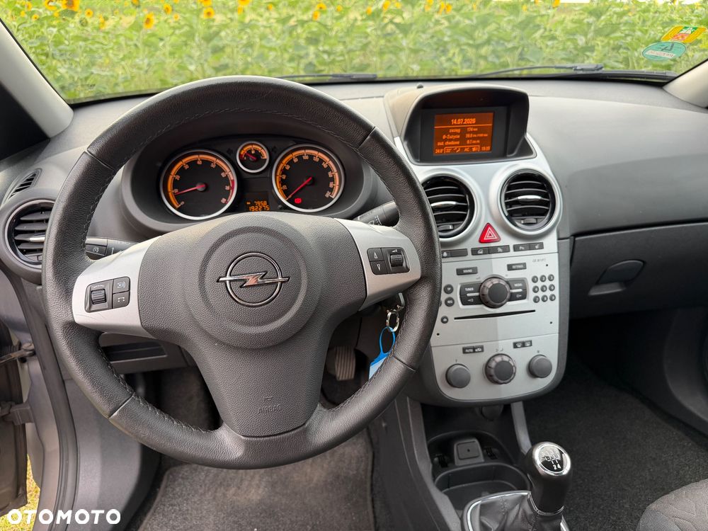 Opel Corsa 1.4 16V Active - 6