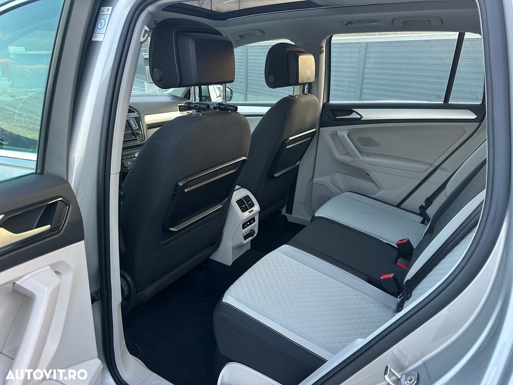 Volkswagen Tiguan - 23