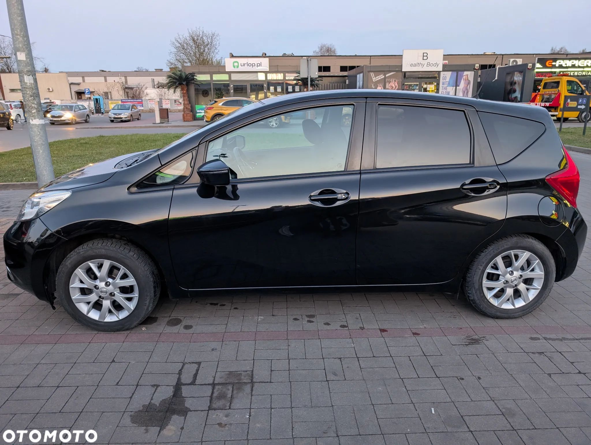 Nissan Note - 1