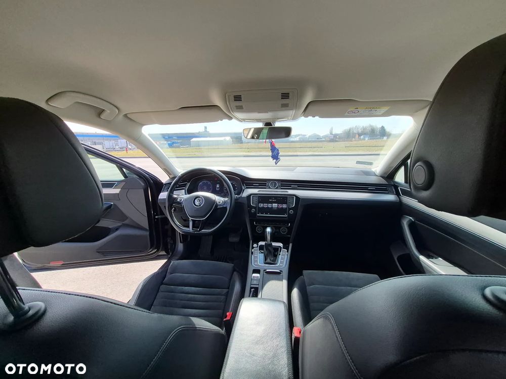 Volkswagen Passat 2.0 TDI (BlueMotion Technology) DSG Highline - 15