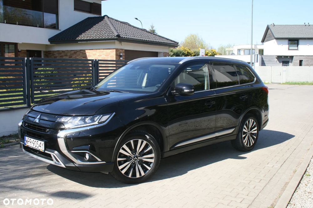 Mitsubishi Outlander - 24