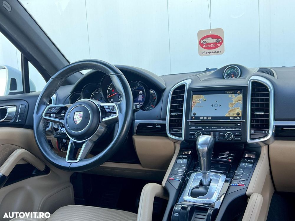 PORSCHE Cayenne 2016 — imagine 36