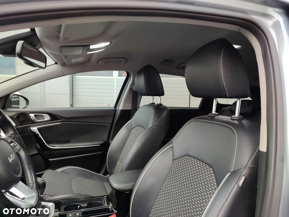 Kia Ceed 1.5 T-GDI L Business Line - 14