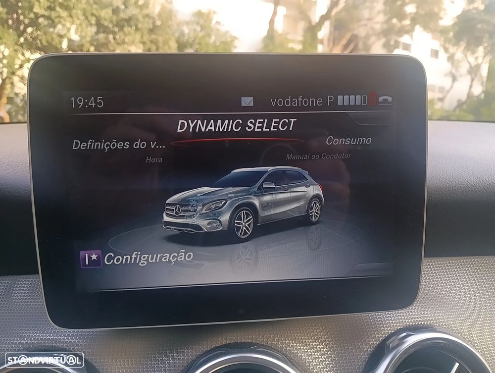 Mercedes-Benz GLA 180 d Style Aut. - 38