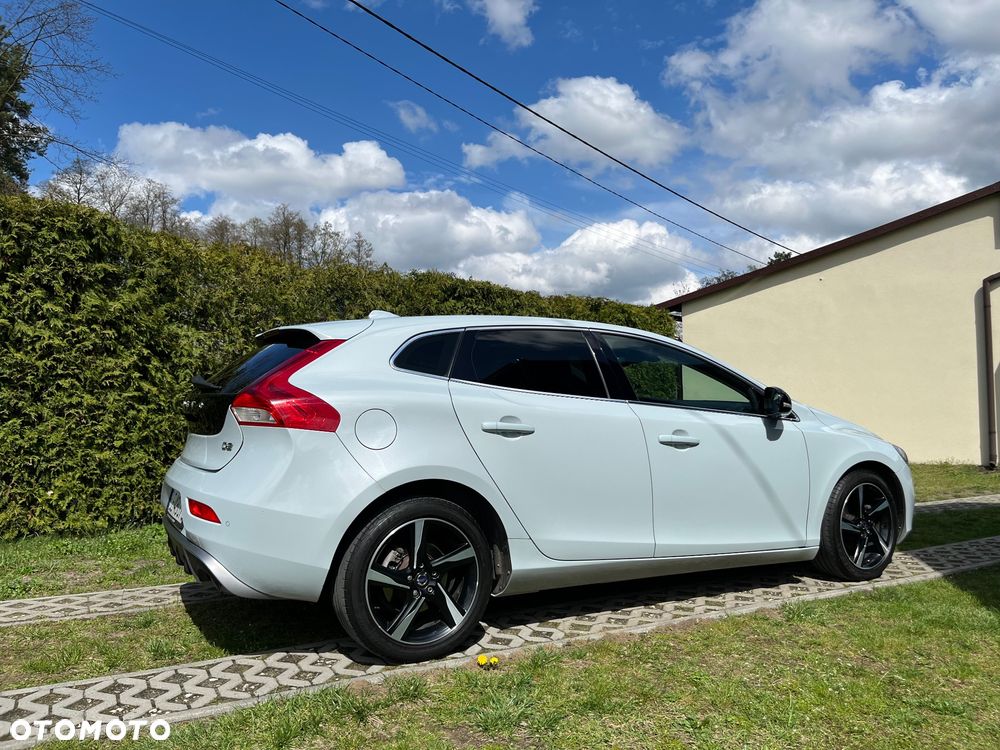 Volvo V40 D2 R-Design Summum - 19