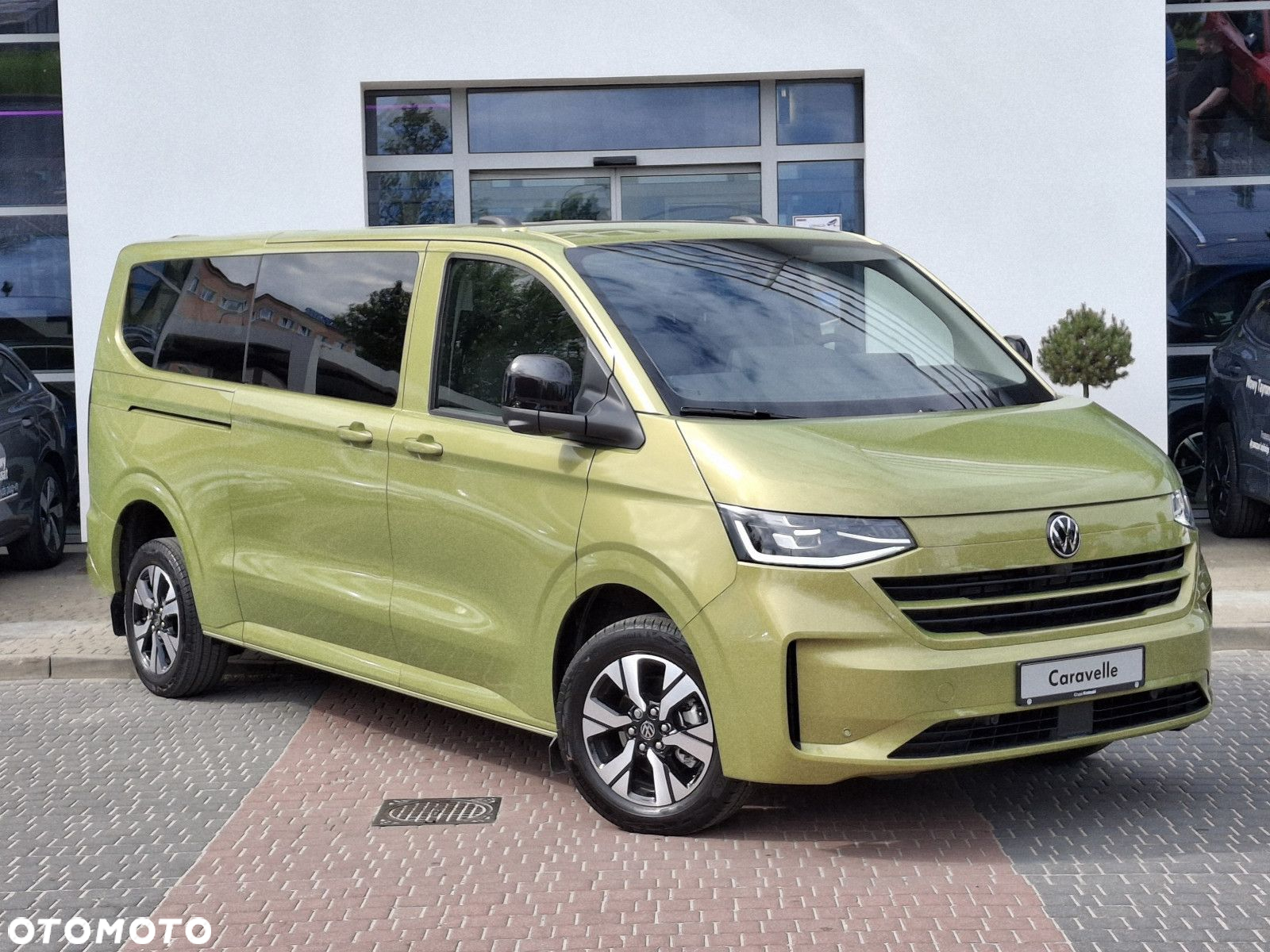 Volkswagen Caravelle - 3