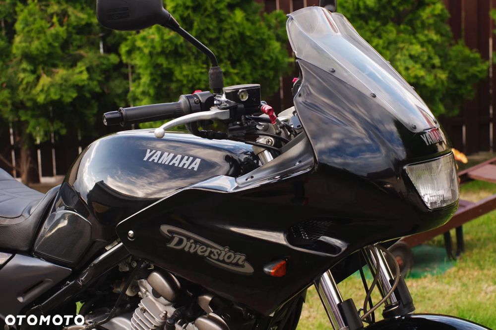 Yamaha XJ - 11