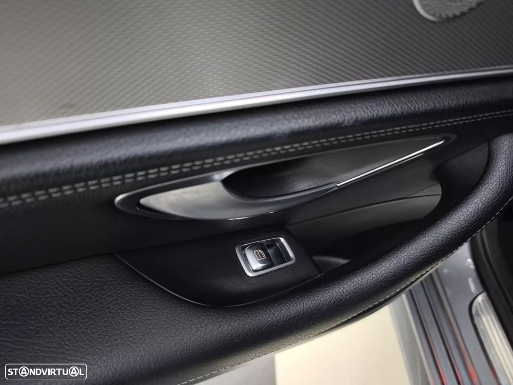 Mercedes-Benz E 220 d 9G-TRONIC AMG Line - 47