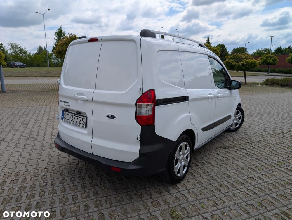 Ford TRANSIT COURIER - 13