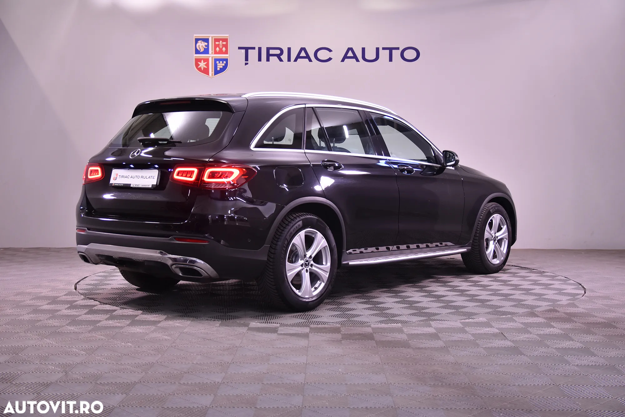 Mercedes-Benz GLC 300 d 4MATIC - 5