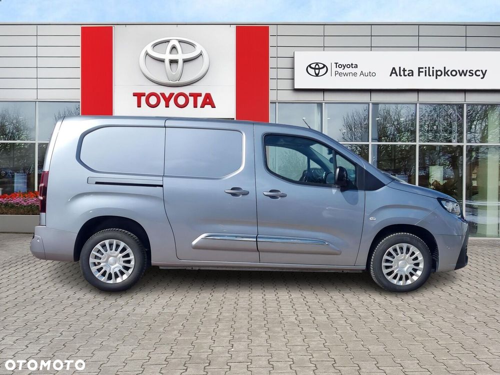 Toyota Proace City - 7