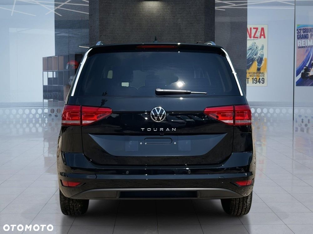 Volkswagen Touran - 9