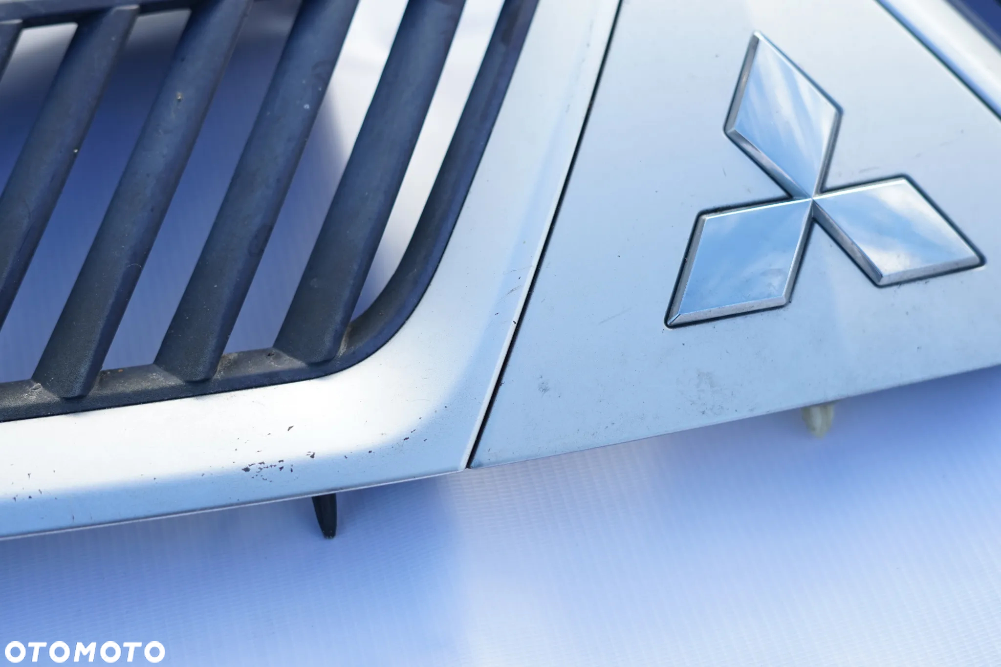 Grill Atrapa Chłodnicy Mitsubishi Outlander II Srebrny - 4