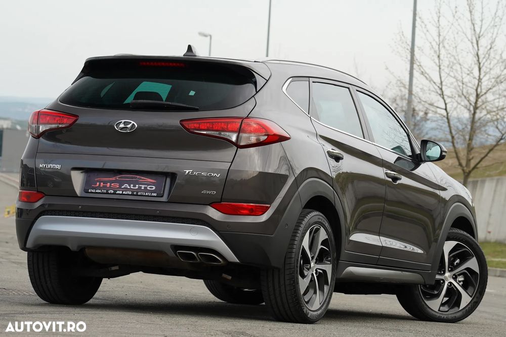 Hyundai Tucson 2.0 CRDI 4WD Automatik Style - 2