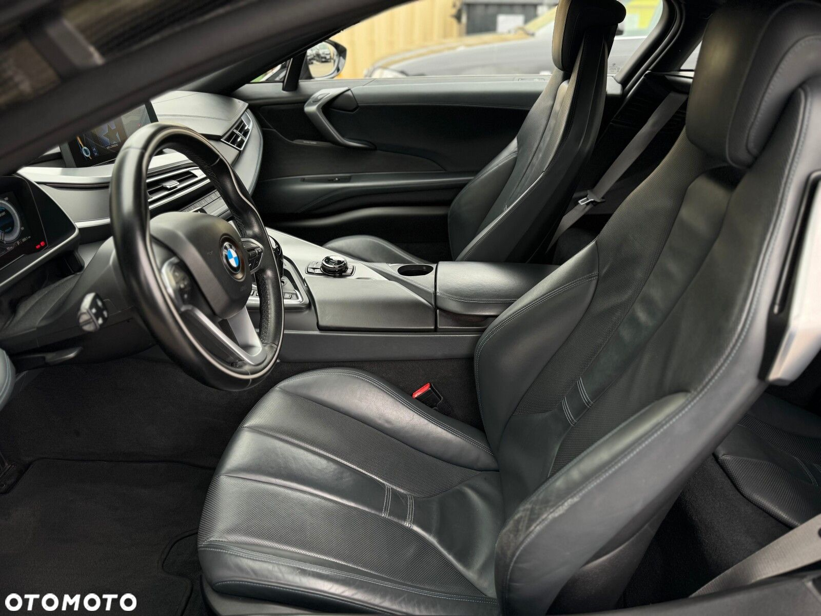 BMW i8 - 14