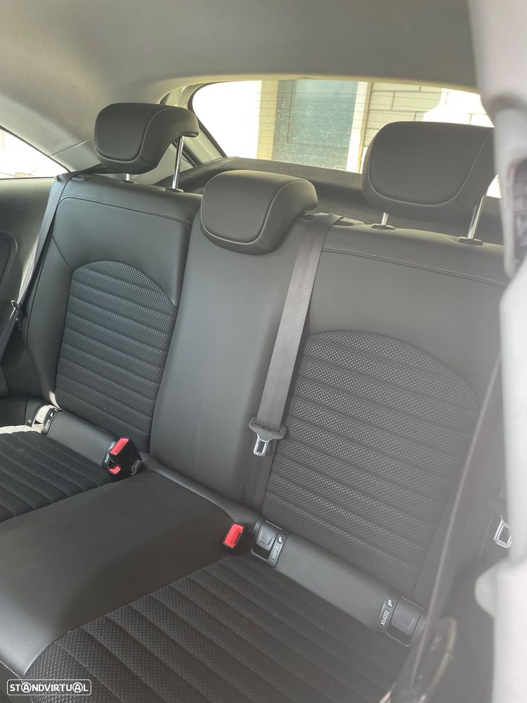 Opel Corsa 1.4 Turbo S&S GSi - 3