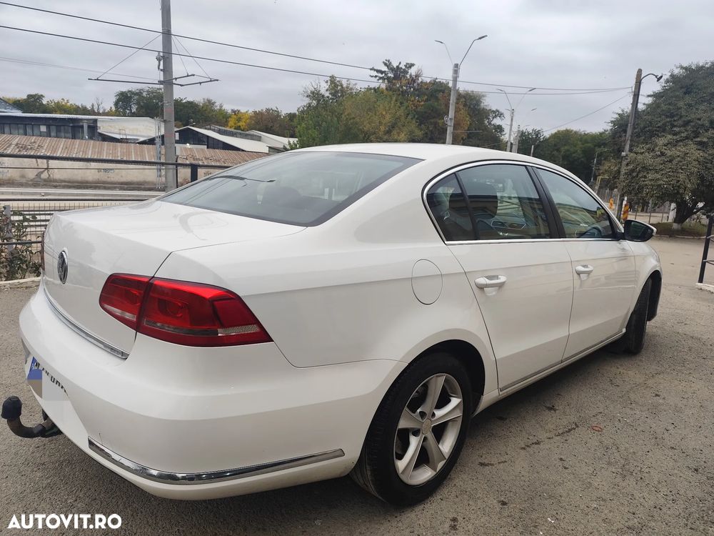 Volkswagen Passat - 9
