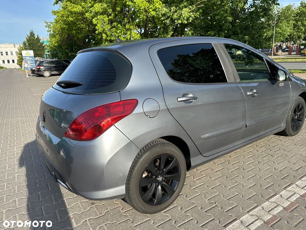 Peugeot 308 1.6 HDi Premium Plus - 5