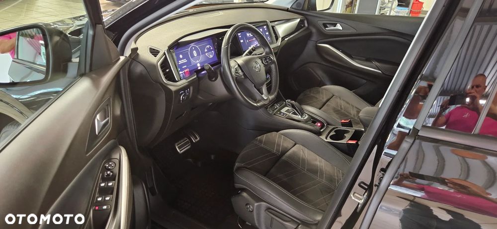 Opel Grandland 1.2 T GS S&S - 8
